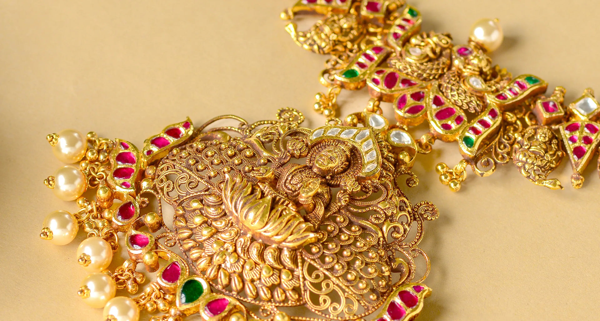 The Ultimate Guide to Buying Gold Jewellery