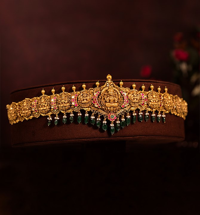 Lakshmi Vaddiyanam in kundan and Nakshi workmanship using yellow gold