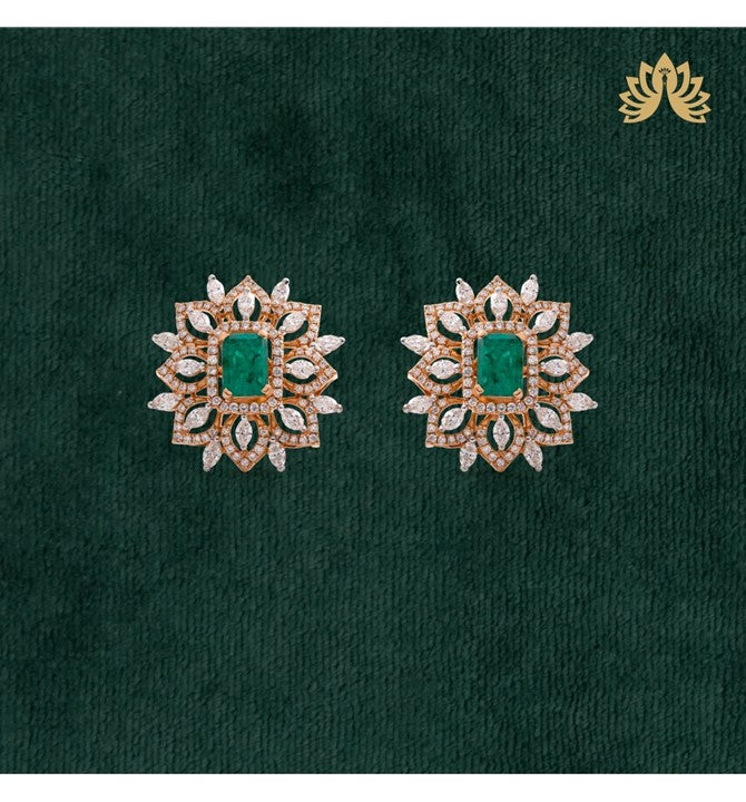 Jamesonii Flower inspired Ear Studs crafted using yellow gold