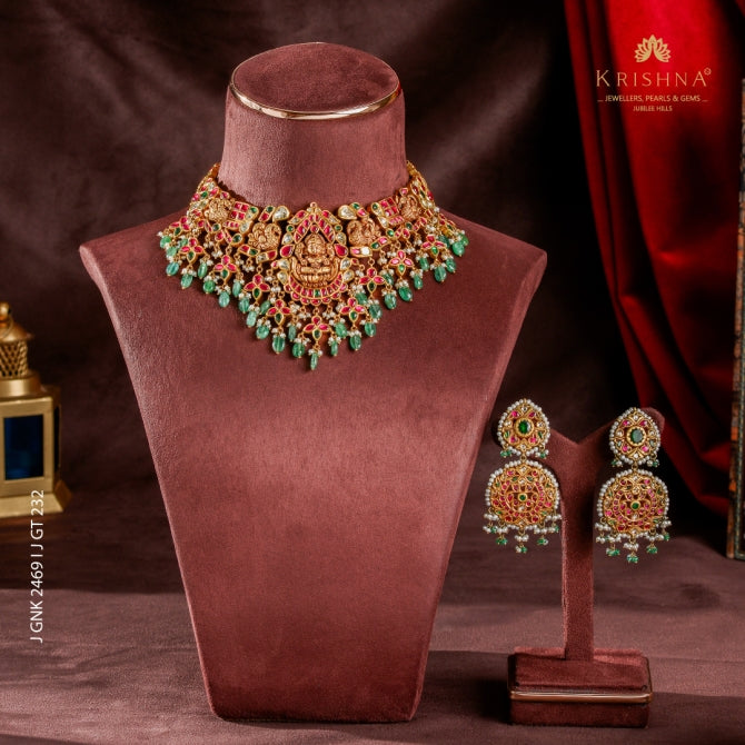 Gold Kundan Choker Set in Laxmi Motif