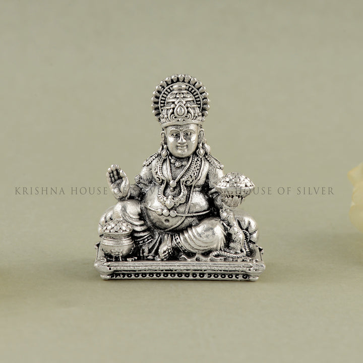 Antique-Finished Silver Kuber Idol