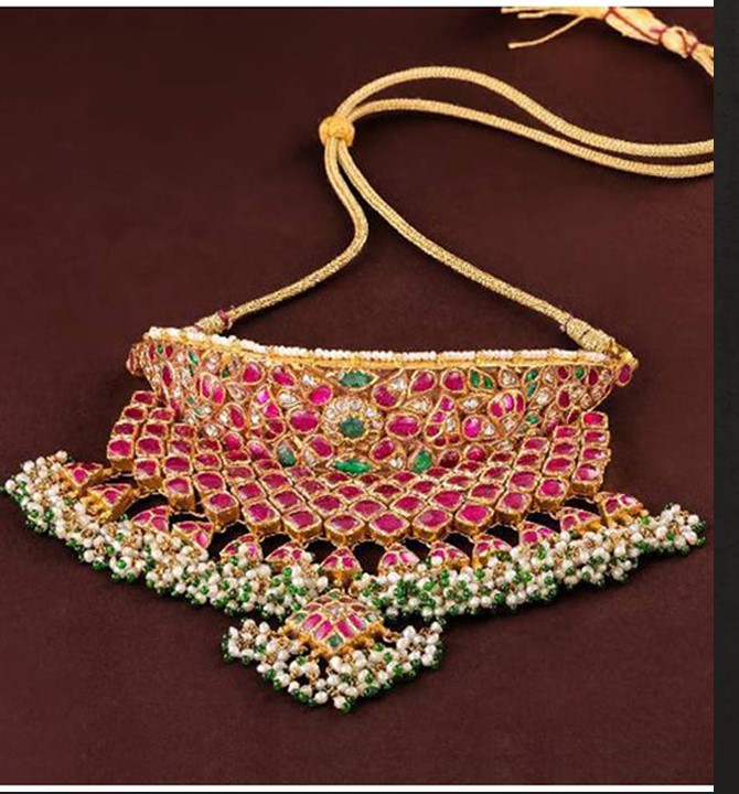 Uncut Pearls Choker Necklace