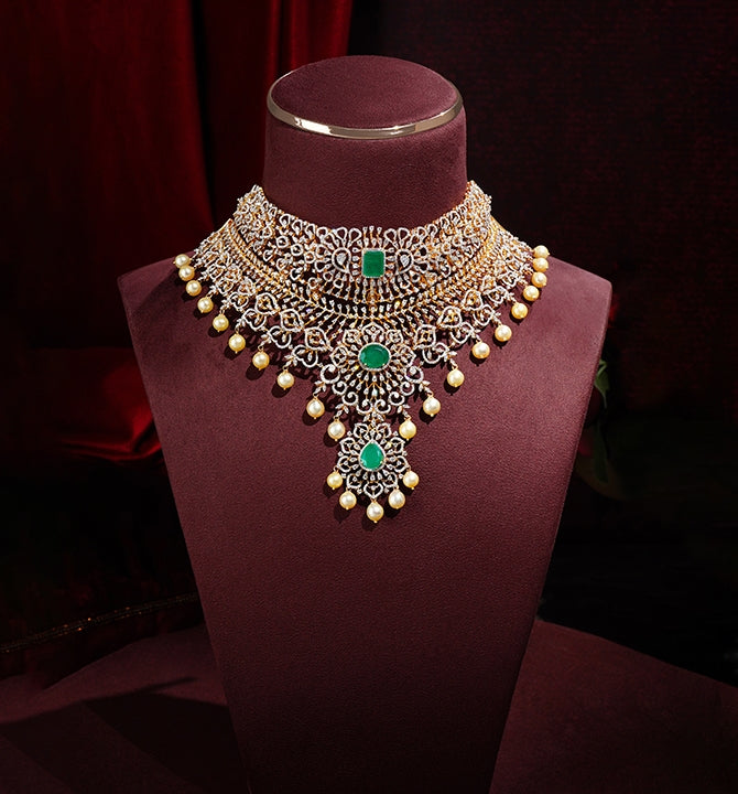 V-Shaped Diamond Choker With Pendant