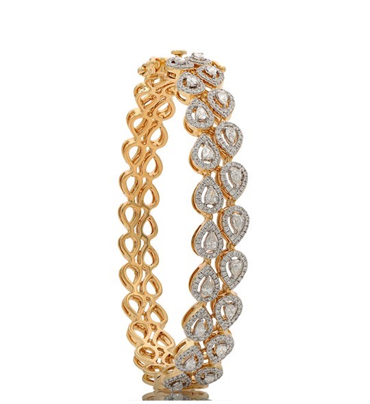 Buy quality 18kt  750 rose gold micro set diamond bracelet 8brc33 in Pune