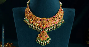 Breathtaking Beauty:  Kundan Jewellery Sets for Special Occasions