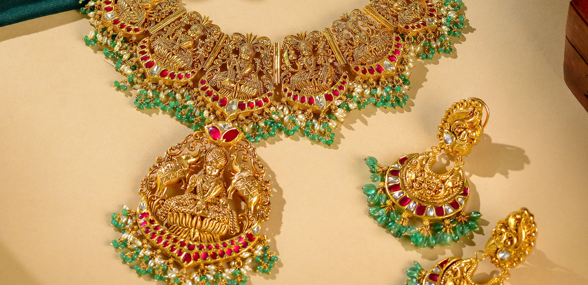 These stunning ruby necklace designs deserve to be hoarded by you