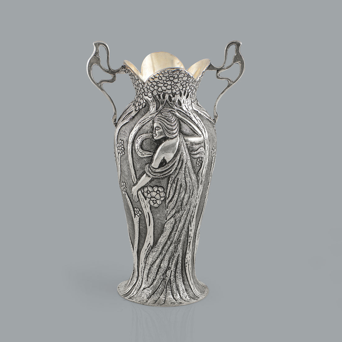 Artistic Silver Vase In Antique Finish - Krishna Jewellers Pearls and Gems
