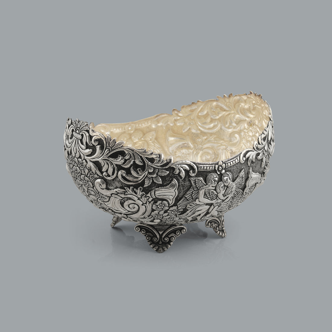Silver Fruit Bowl With Artistic Fusion - Krishna Jewellers Pearls and Gems