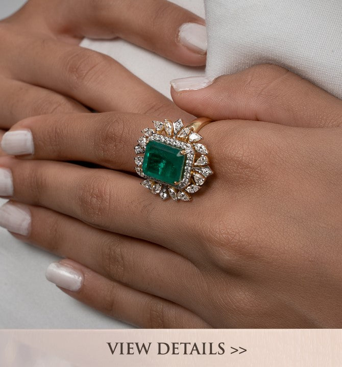 Outstanding Diamond Emerald Ring