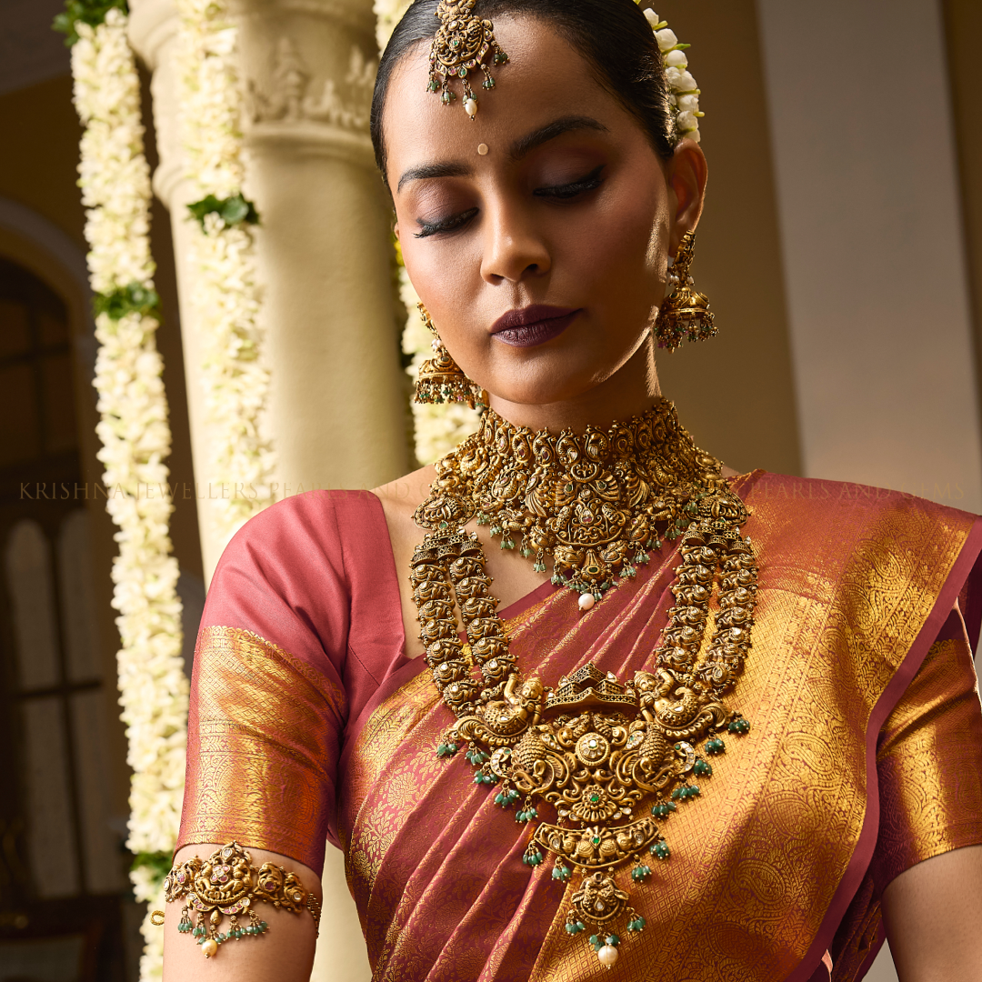 22K Gold Bridal Long Haar with Peacock & Emerald Design