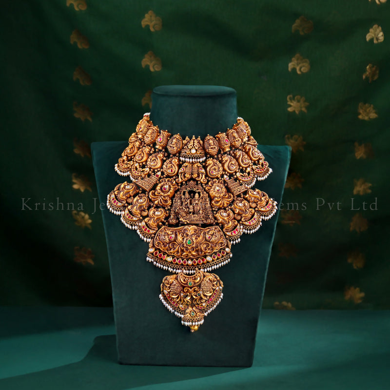 Royal 22K Gold Nakshi Bridal Choker