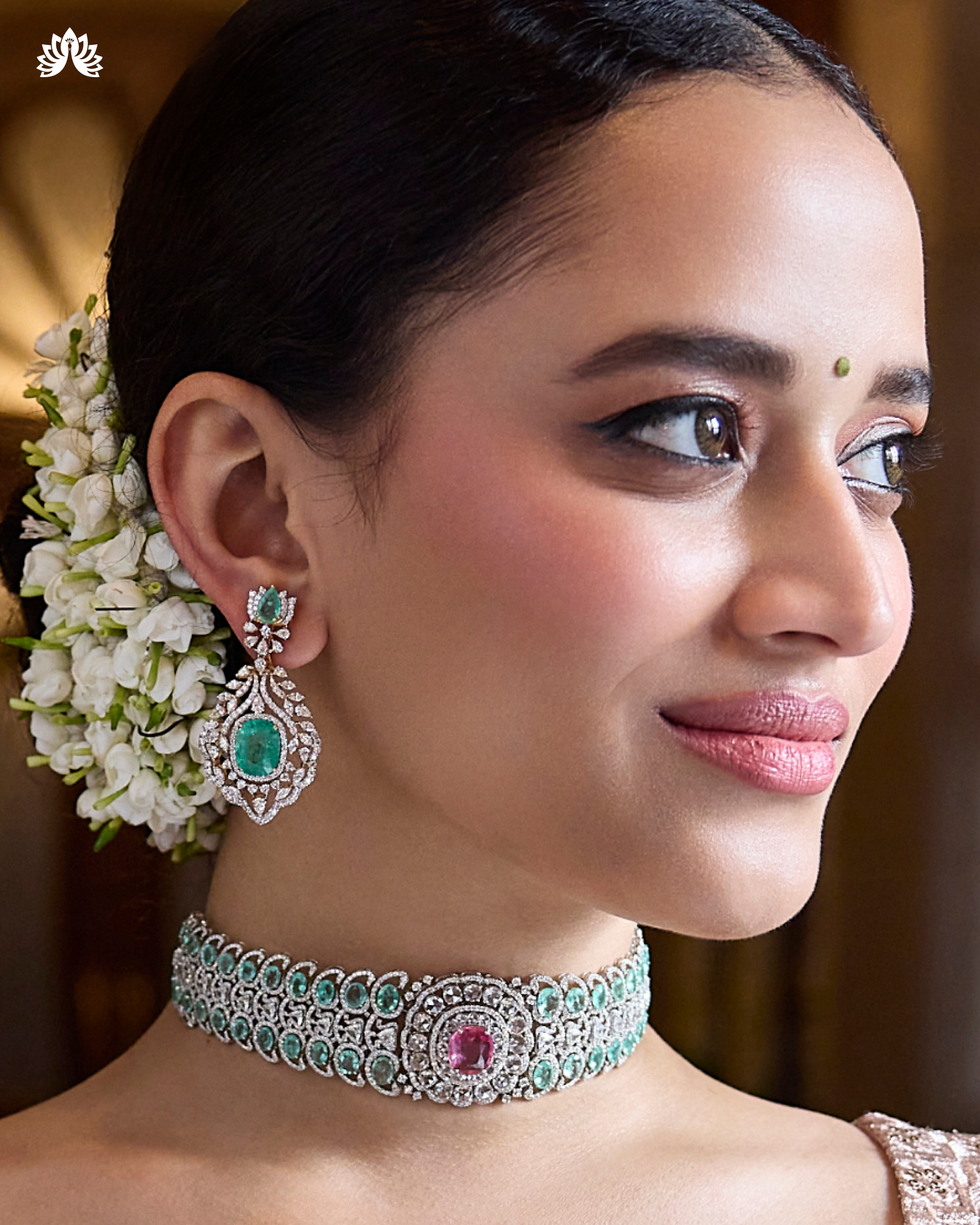 Exquisite 18K Diamond Earrings - Regal Bridal and Festive Jewellery