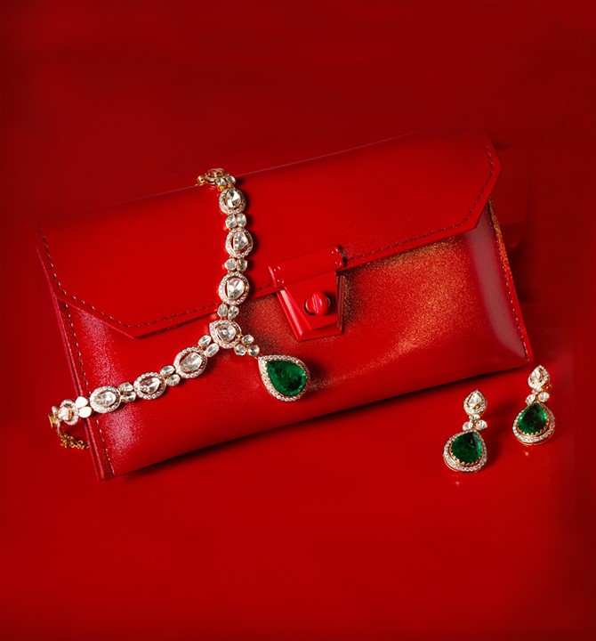 Diamond Emeralds Necklace JGT0870