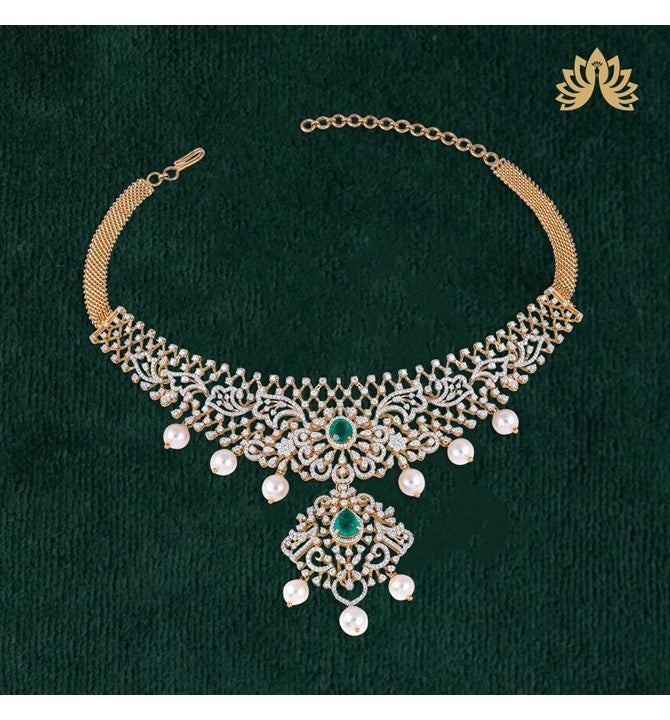 Diamond Choker Necklace in yellow gold