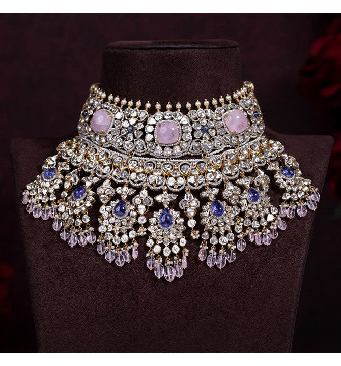 Floral Choker Necklace crafted using yellow gold