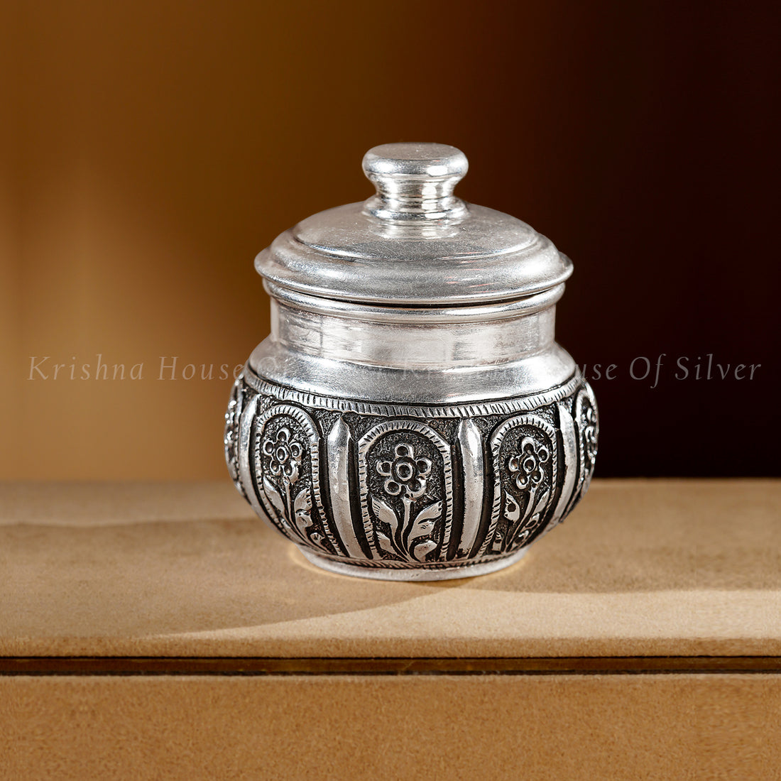 Silver Handcrafted Kumkum Box with Floral Engraving