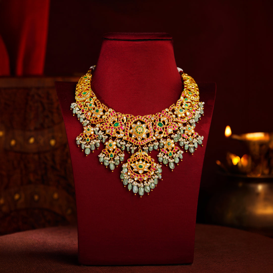 Bridal 22K Jadau Kundan Emerald Necklace