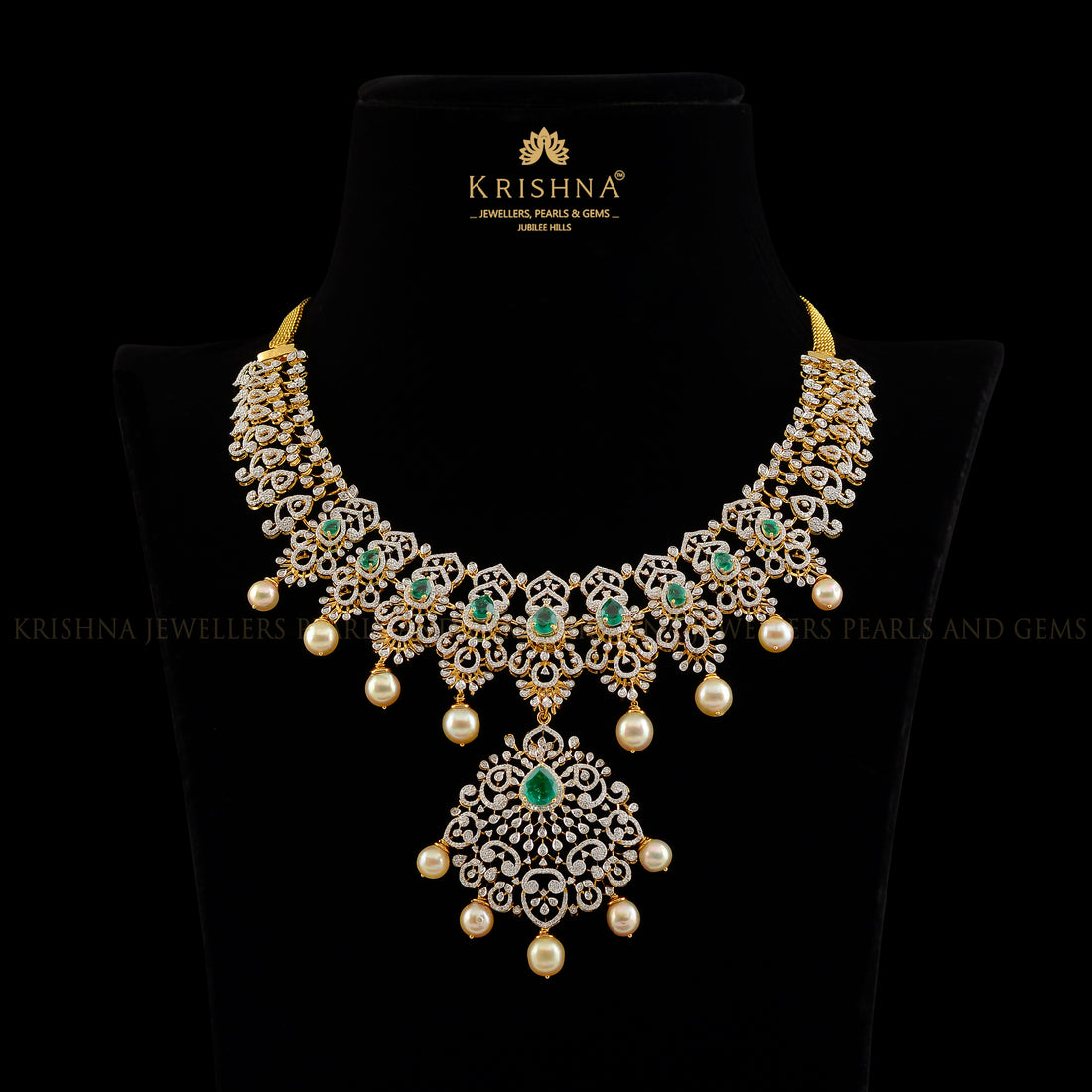 Mesmerizing Luxy Diamond Necklace - Krishna Jewellers Pearls and Gems