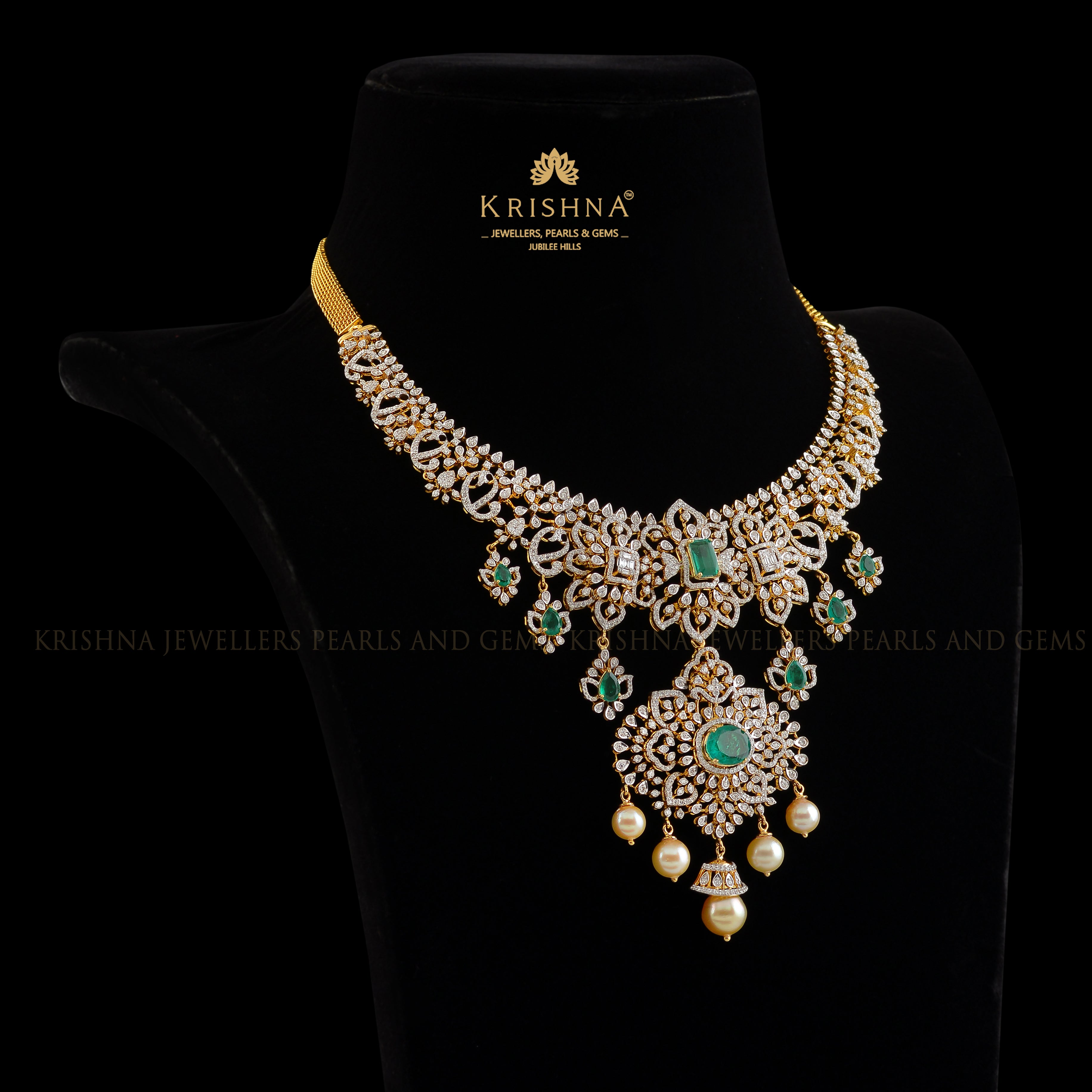 Mesmerizing Elegant Diamond Necklace - Krishna Jewellers Pearls and Gems