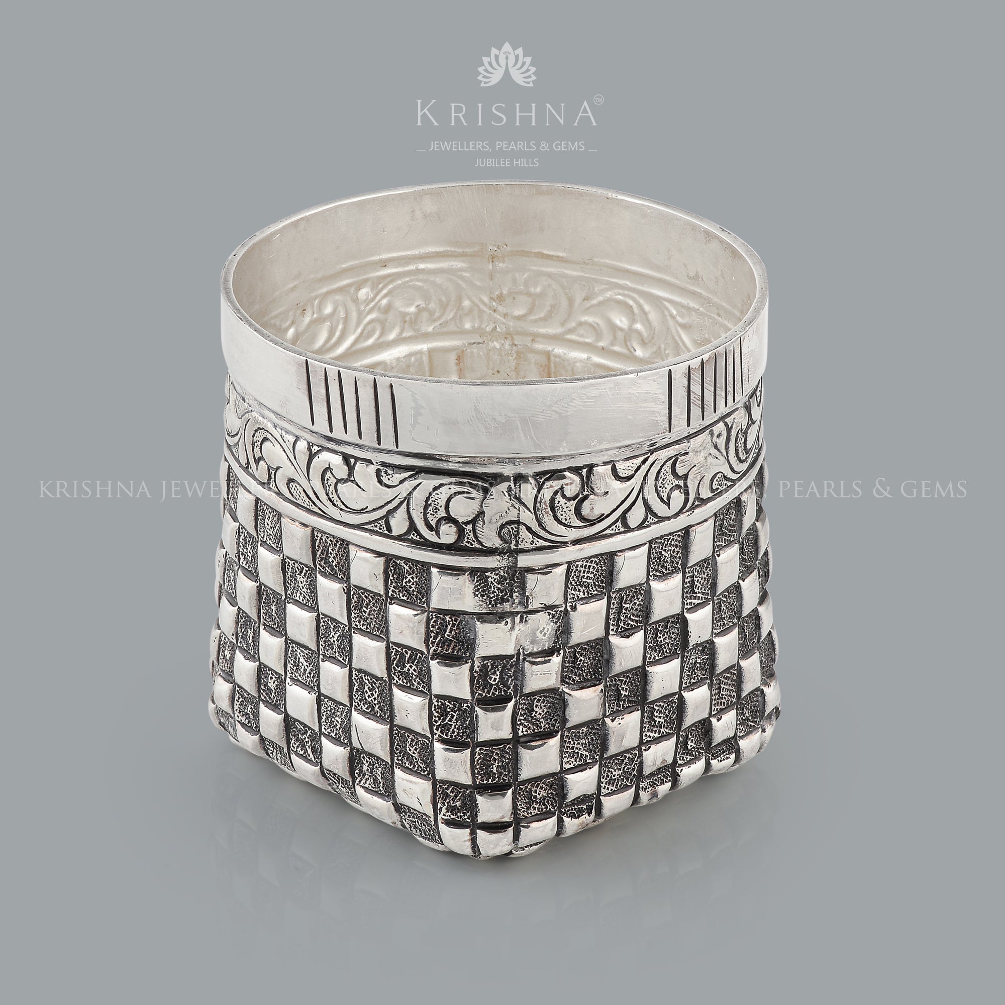 Silver Vase in Brit Motif - Krishna Jewellers Pearls and Gems