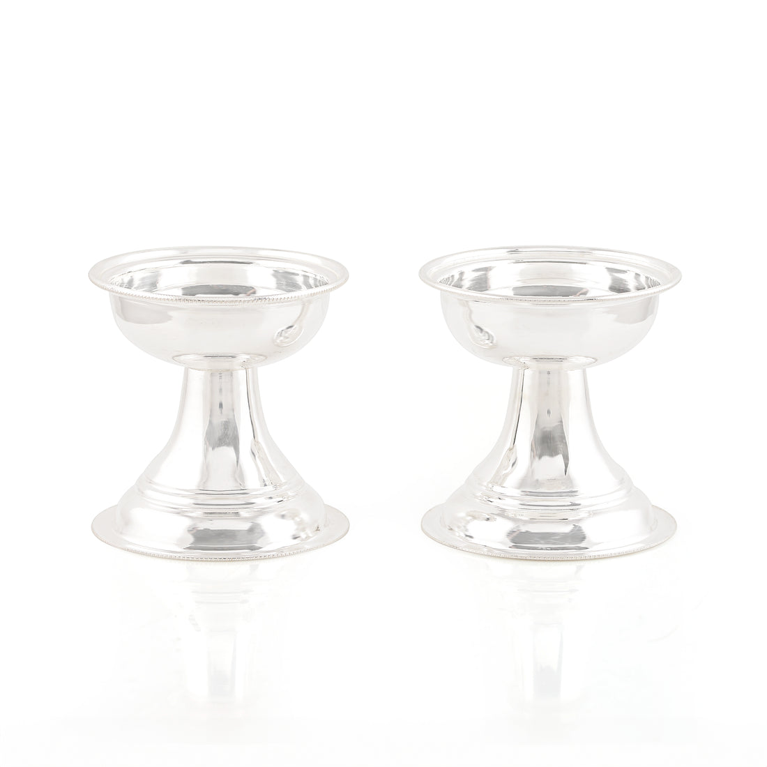 Set of 2 Plain Silver Diya Stands