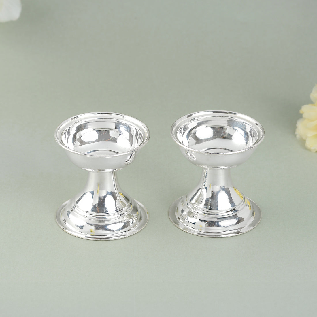 Set of 2 Plain Silver Diya Stands