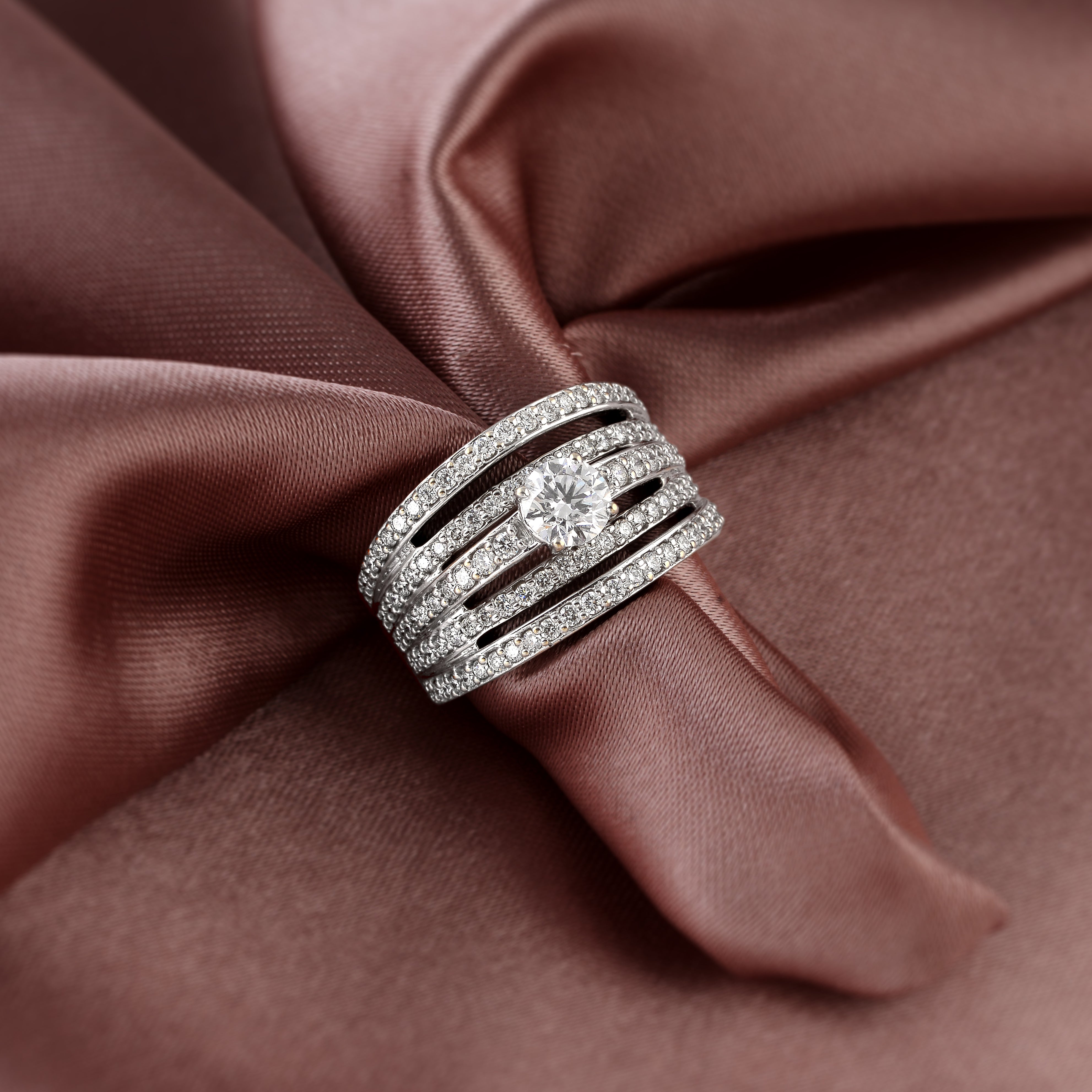 Halo Soliatire Diamond Ring - Krishna Jewellers Pearls and Gems