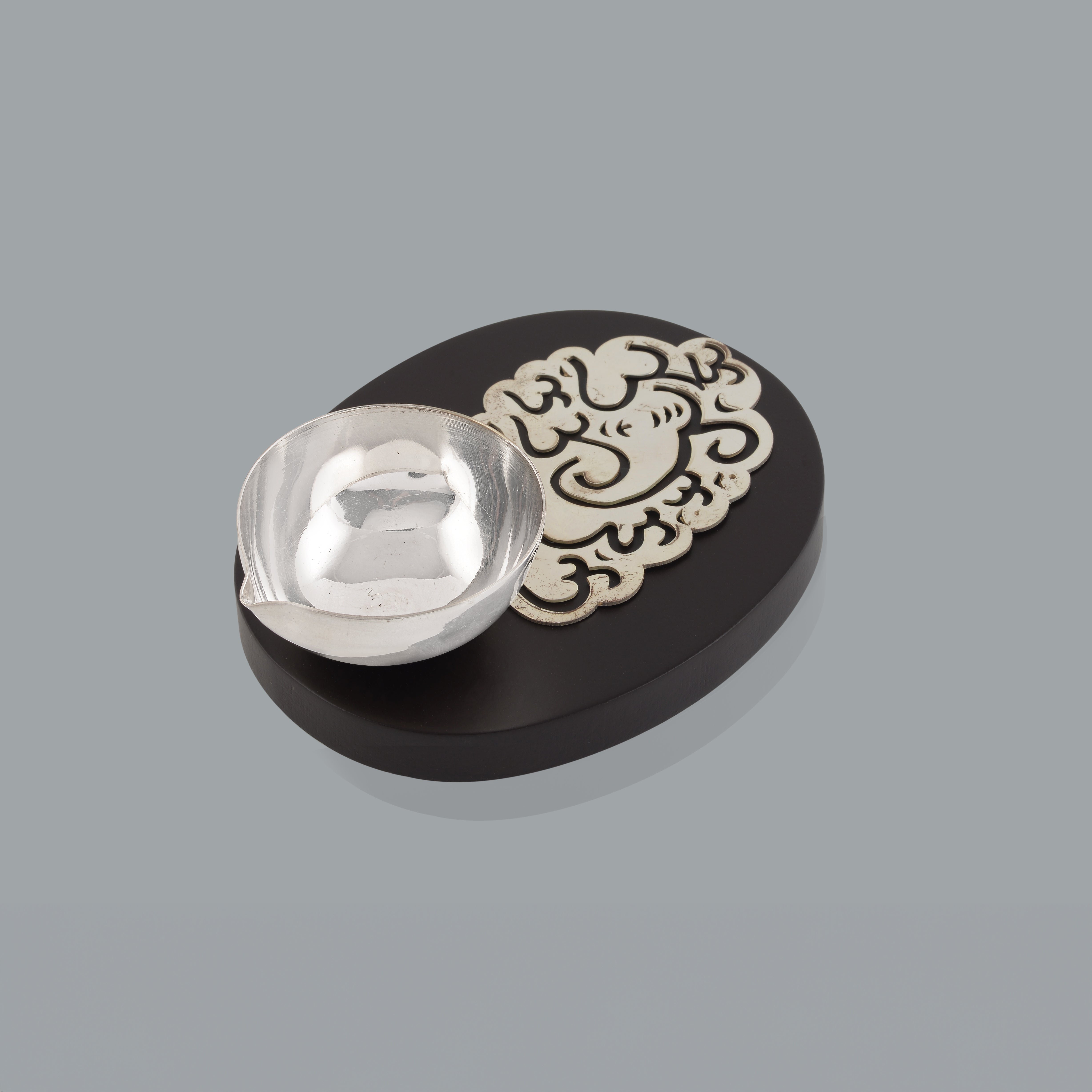 Silver Diya with Wood Craft 92.5 Silver