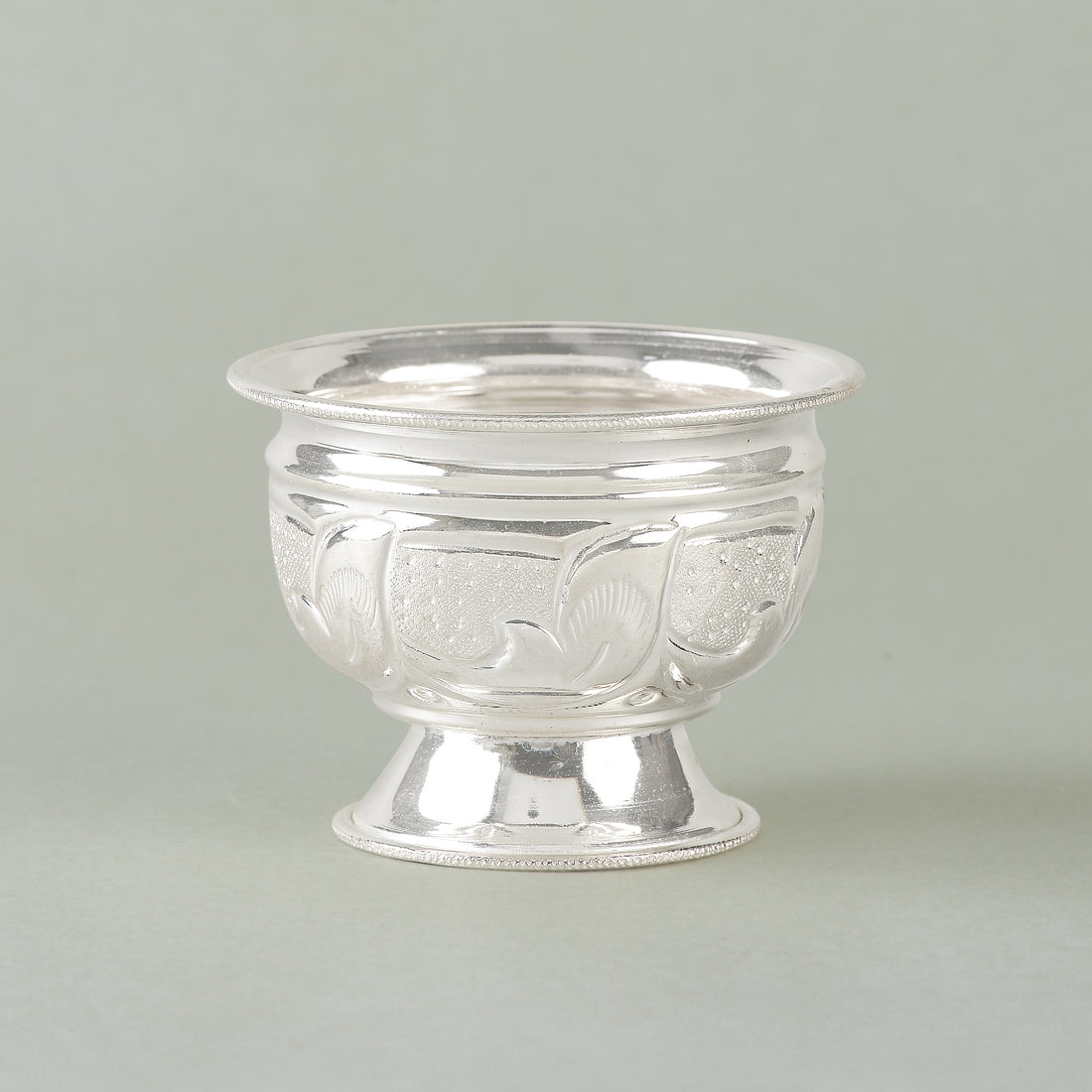 Silver 92.5 Leaf-Themed Bowl