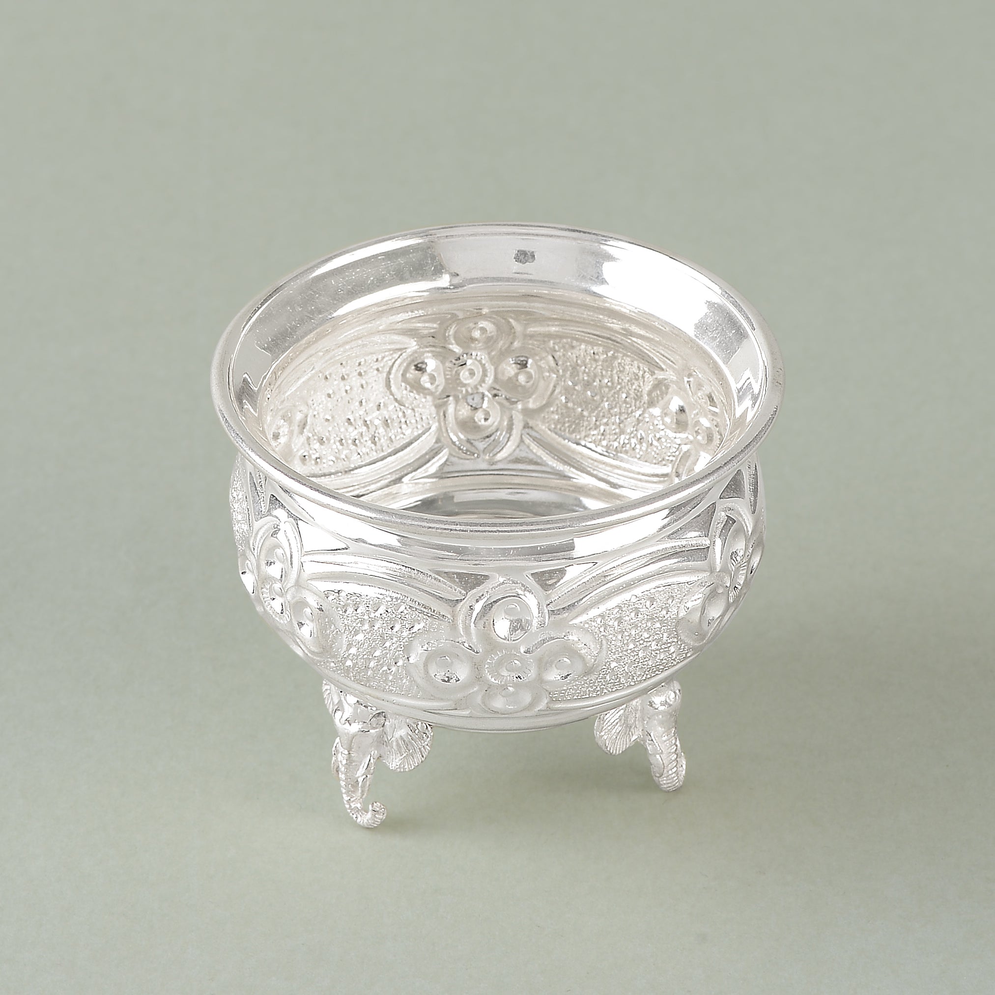 Silver Bowl with Three Elephant Legs Design