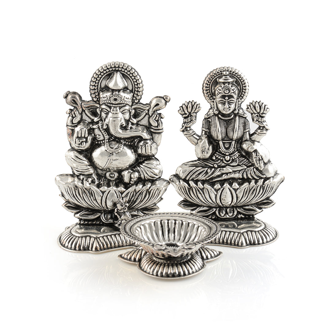 Pure Silver Ganesh Laxmi Murti With Deepam - Krishna Jewellers Pearls and Gems