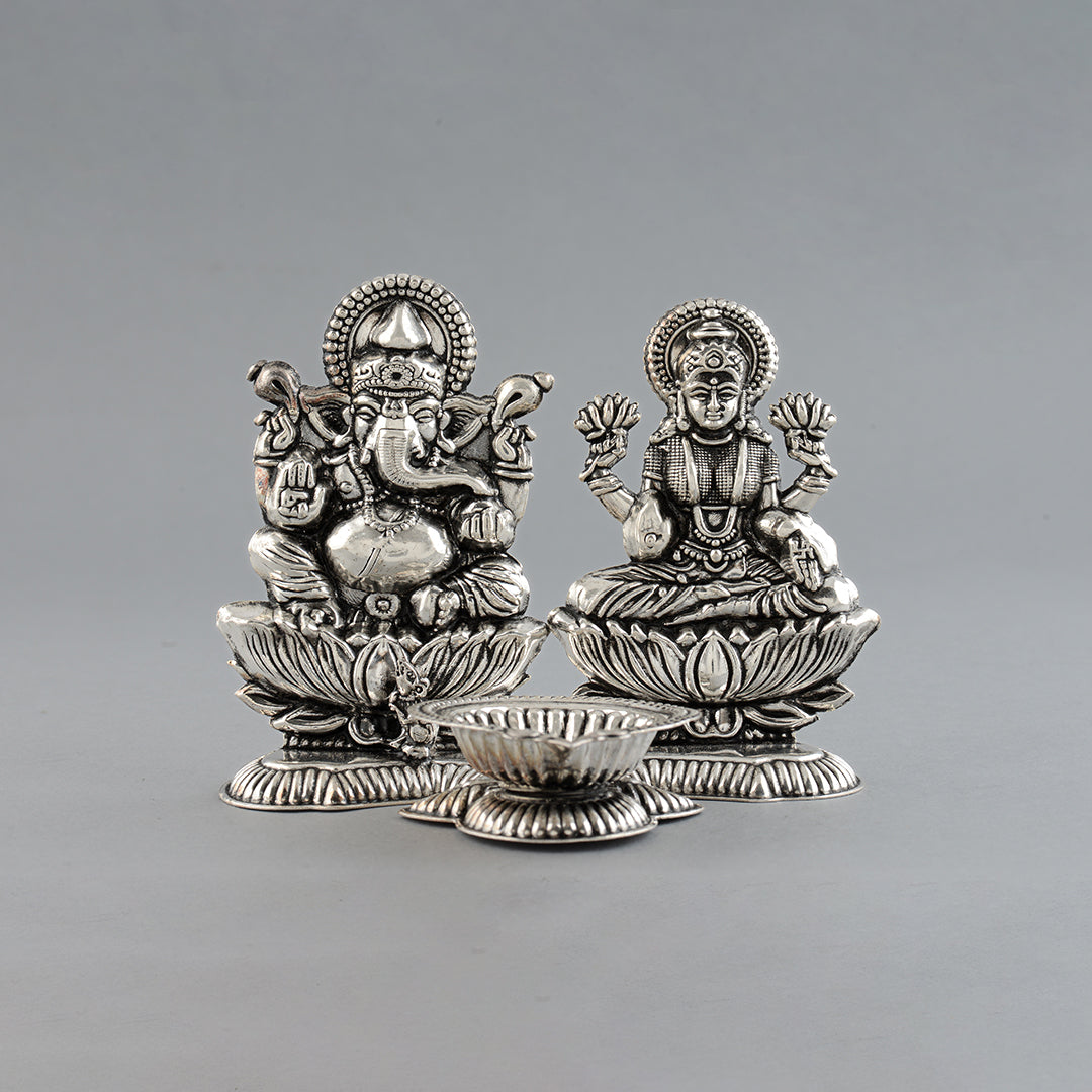 Pure Silver Ganesh Laxmi Murti With Deepam - Krishna Jewellers Pearls and Gems