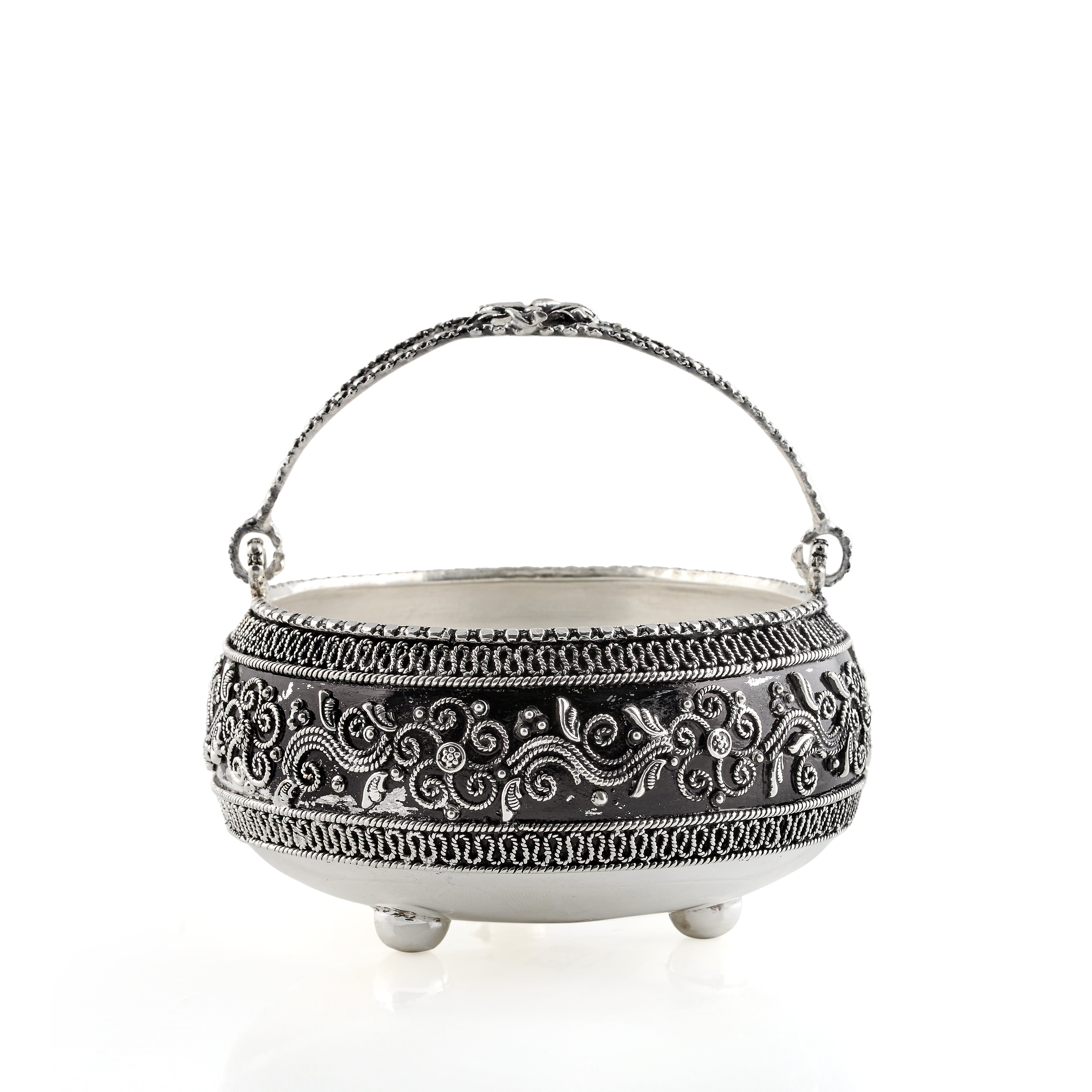 Antique Silver Flower Bowl in Dark Theme - Krishna Jewellers Pearls and Gems