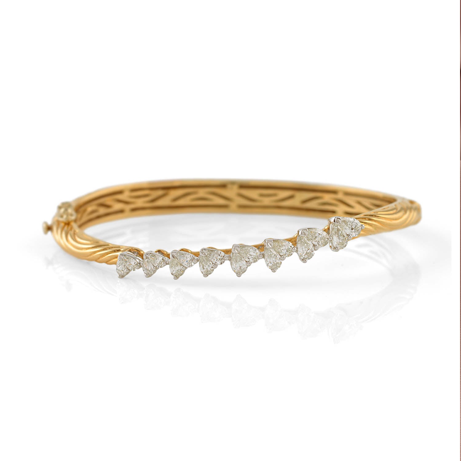 Fancy Heart Cut Diamond Bracelet - Krishna Jewellers Pearls and Gems