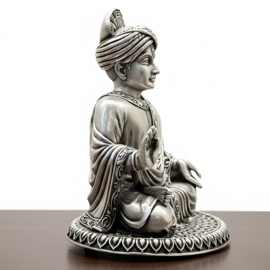 Swaminarayan Silver Idol : The Guiding Light of Spiritual Wisdom