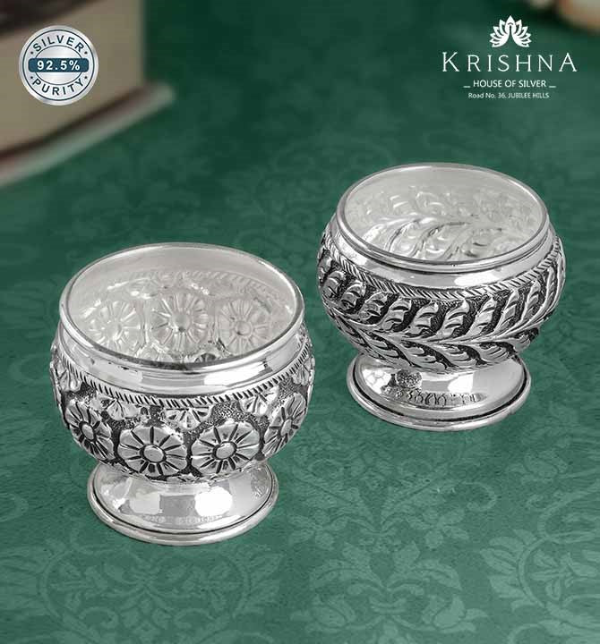 Antique Silver Bharni in Floral Motif