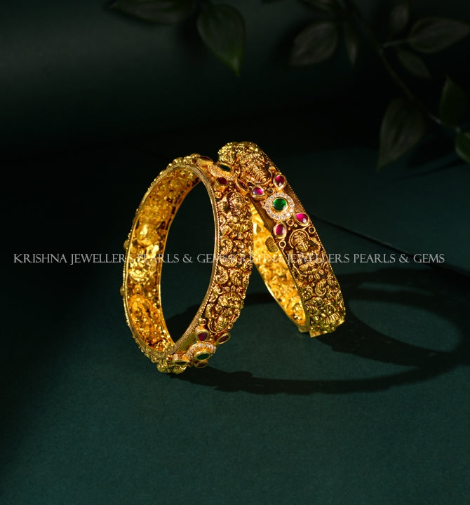 22K Gold Antique Bangles with Emerald and Ruby