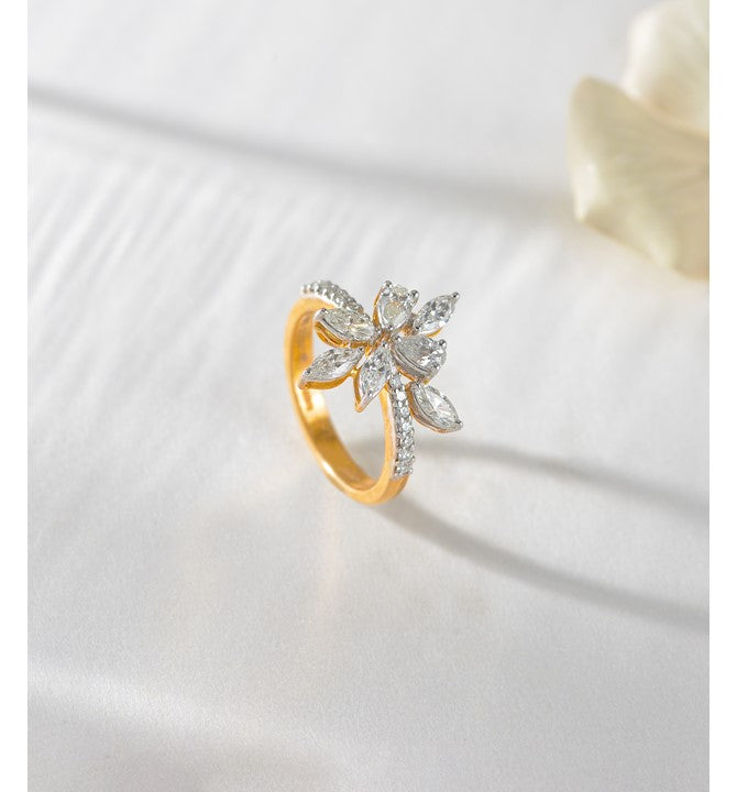 Diamond Ring in Flower 'n' Leaf Motif