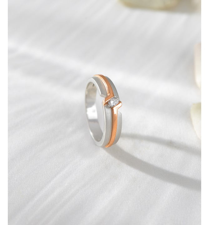 Simplistic Solitaire Diamond Engagement Ring