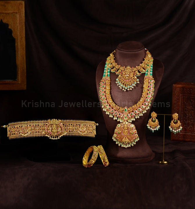 Elegant 22K Gold Bridal Haar Necklace Set with Choker, Earrings and Waist Belt