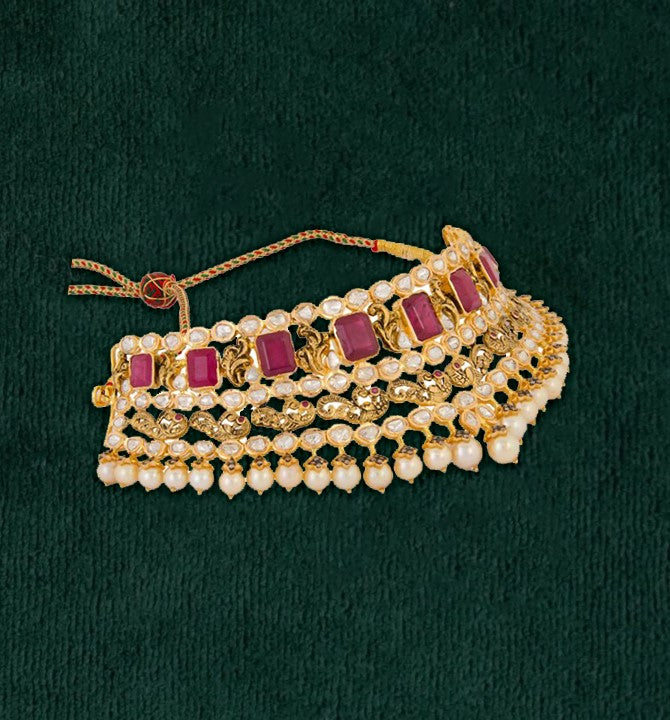 Magnificent Gold Necklace Choker