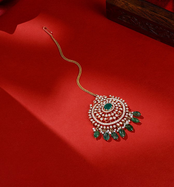 Sparkling Diamond Maang Tikka