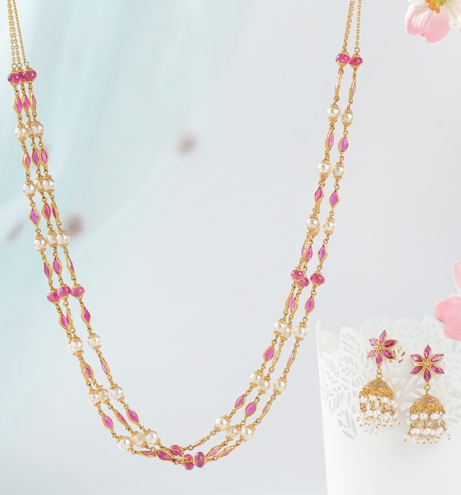 Classy Ruby Gold Pearl Necklace Sets