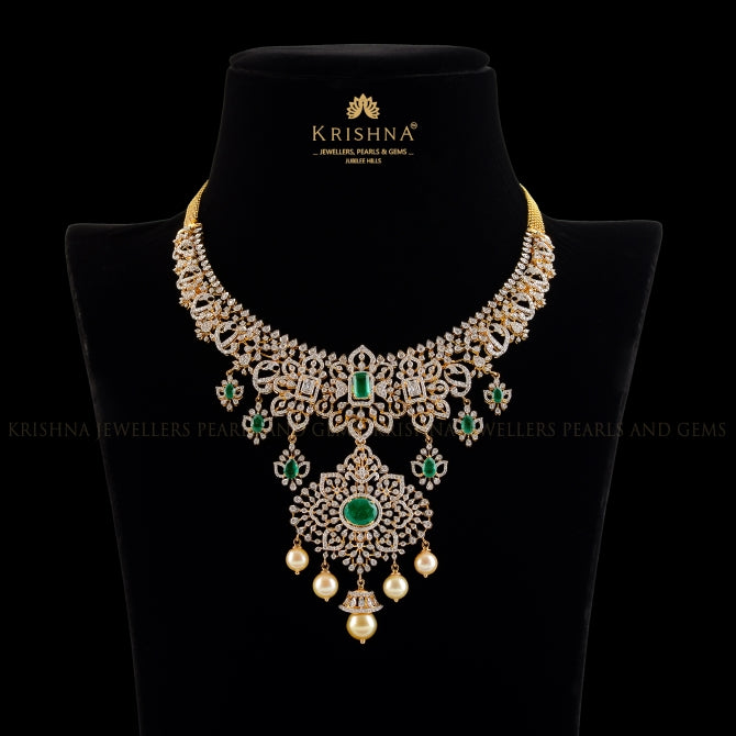 Mesmerizing Elegant Diamond Necklace