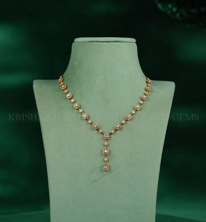 Chic and Trendy Fashion Diamond Necklace