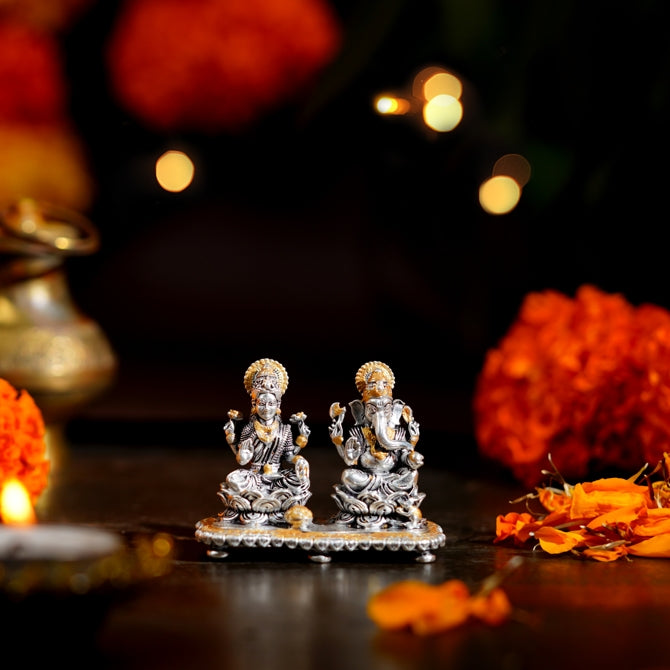 Lakshmi Devi and Ganesh Idol with Gold Polish