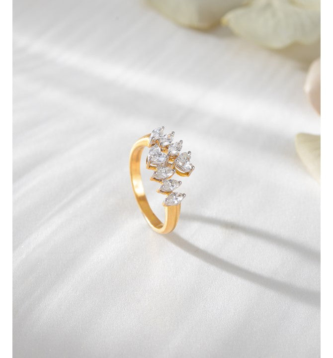 Cluster-Diamond Ring For Women