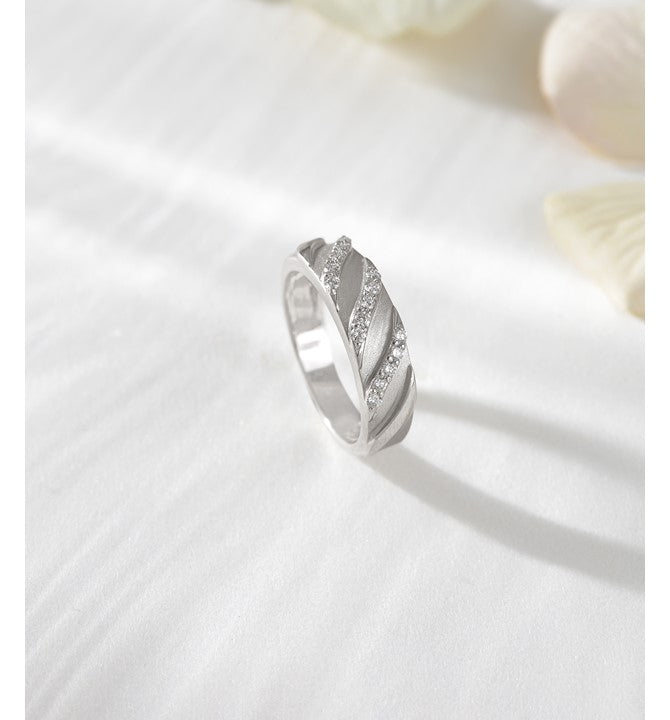 Handmade Diamond Ring in Swirl Motif