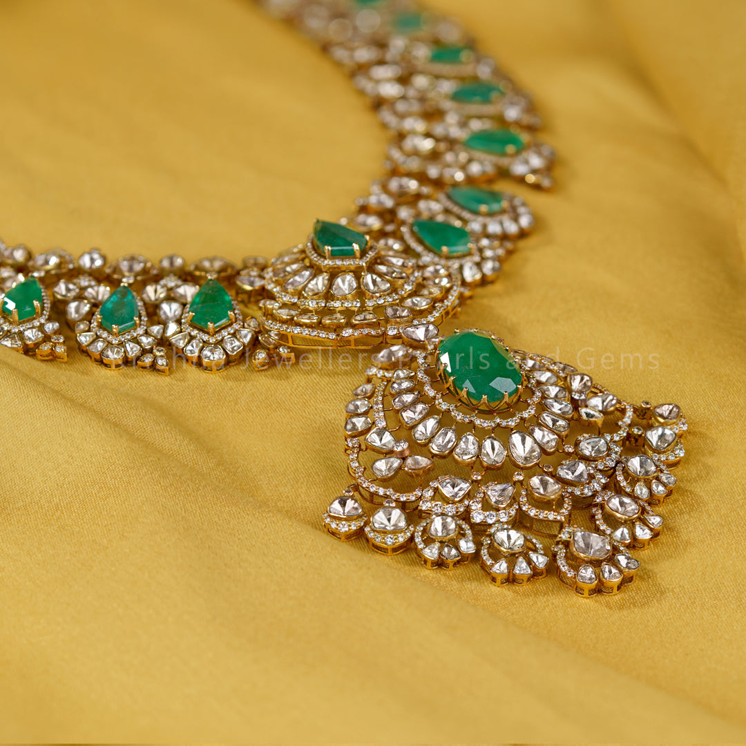 Emerald Polki Necklace Set with Detachable Pendant – 18K Gold