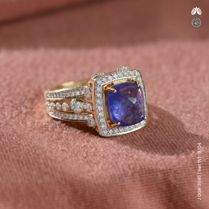 Cushion- Cut Diamond Ring